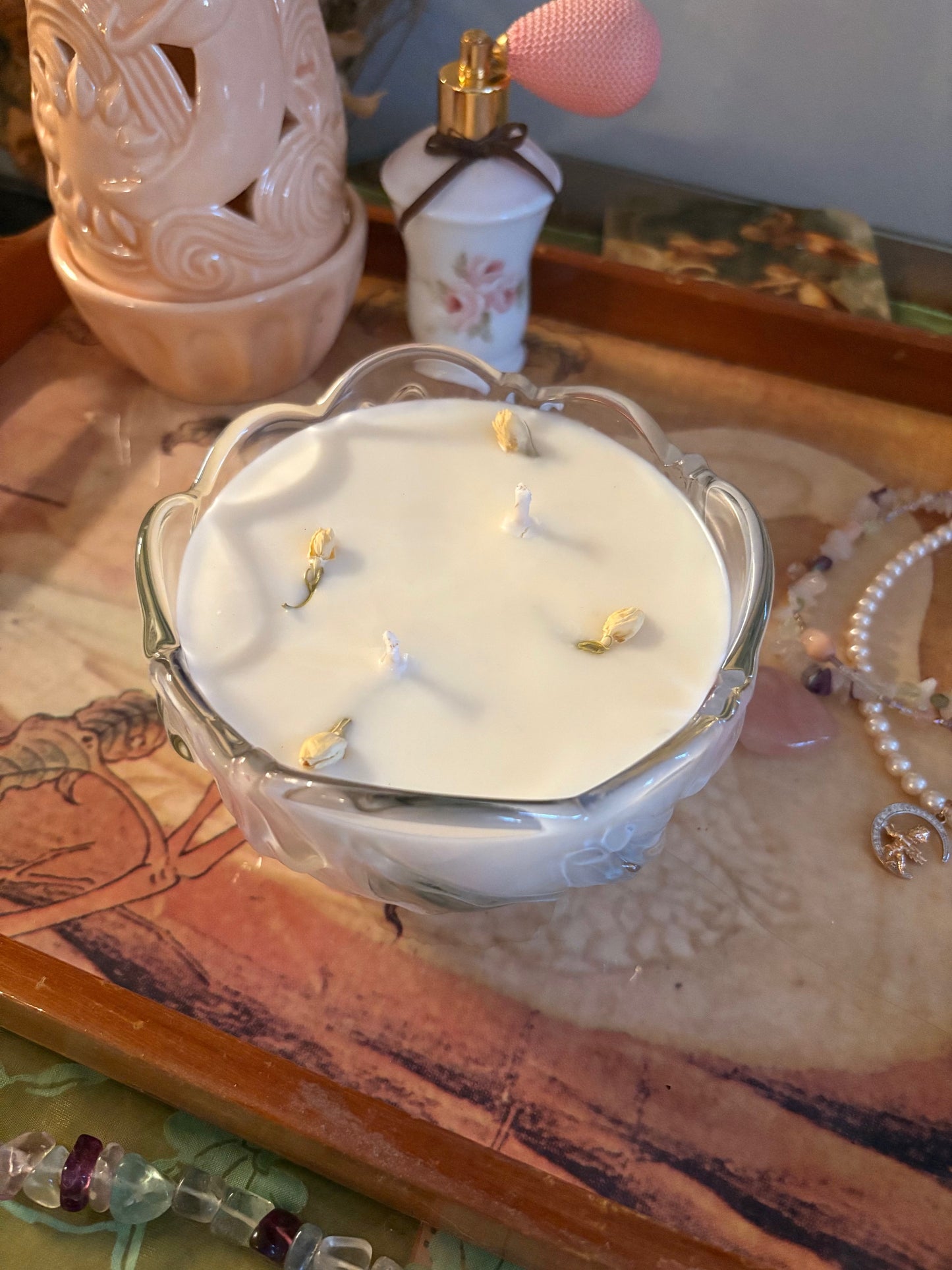 Swan Song - 16 oz. candle