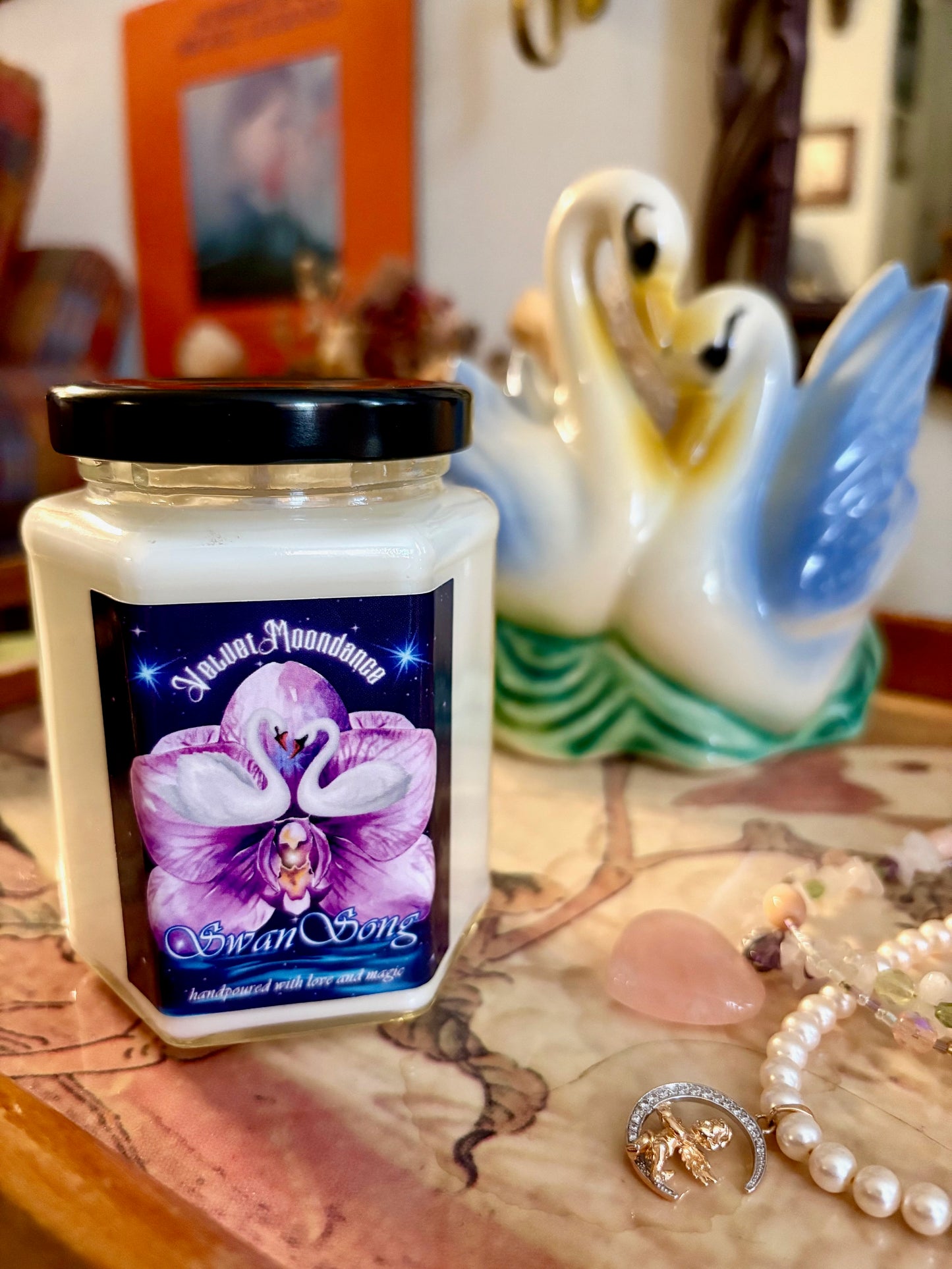 Swan Song - 9 oz. candle