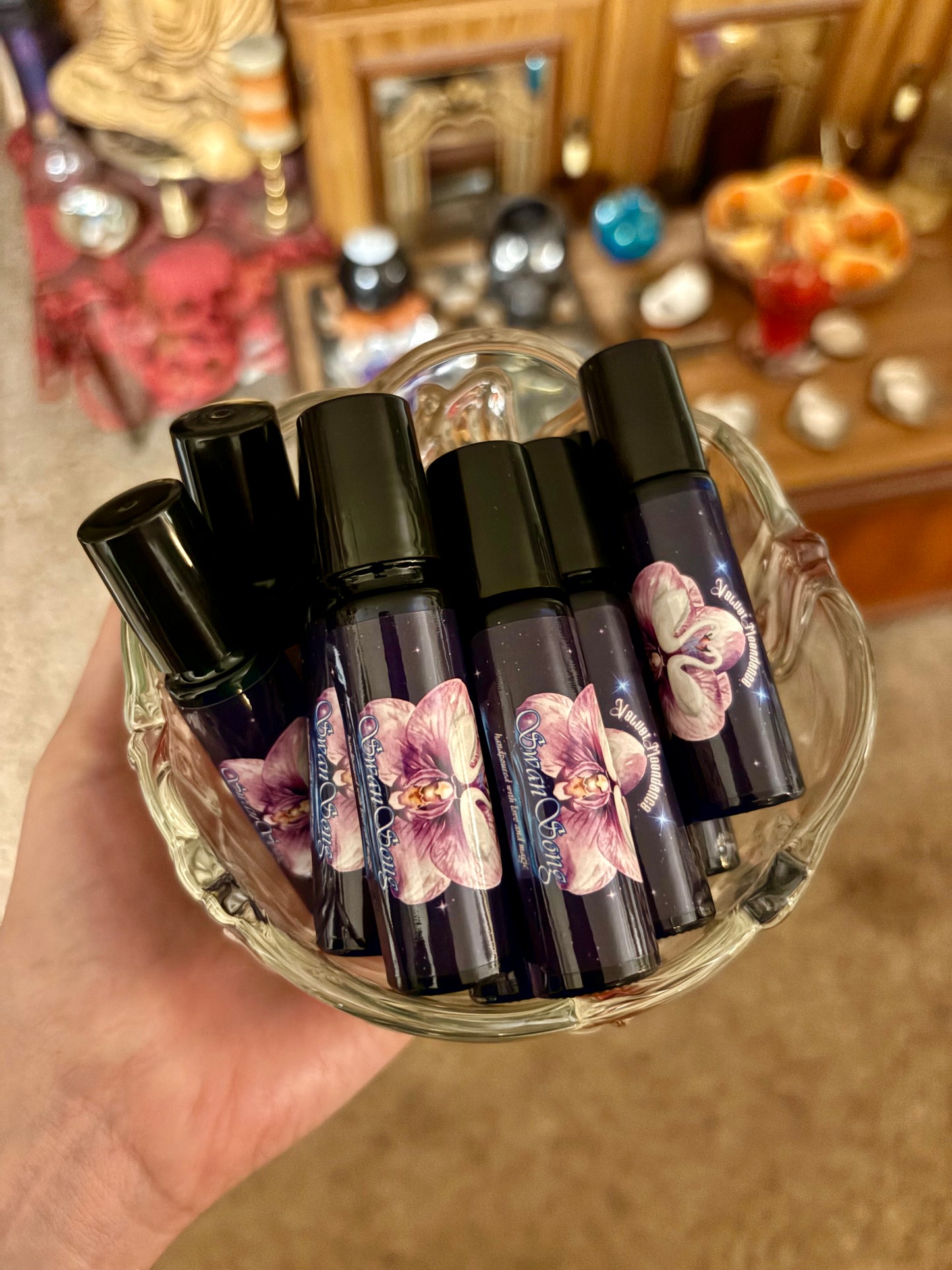 Swan Song - perfume oil