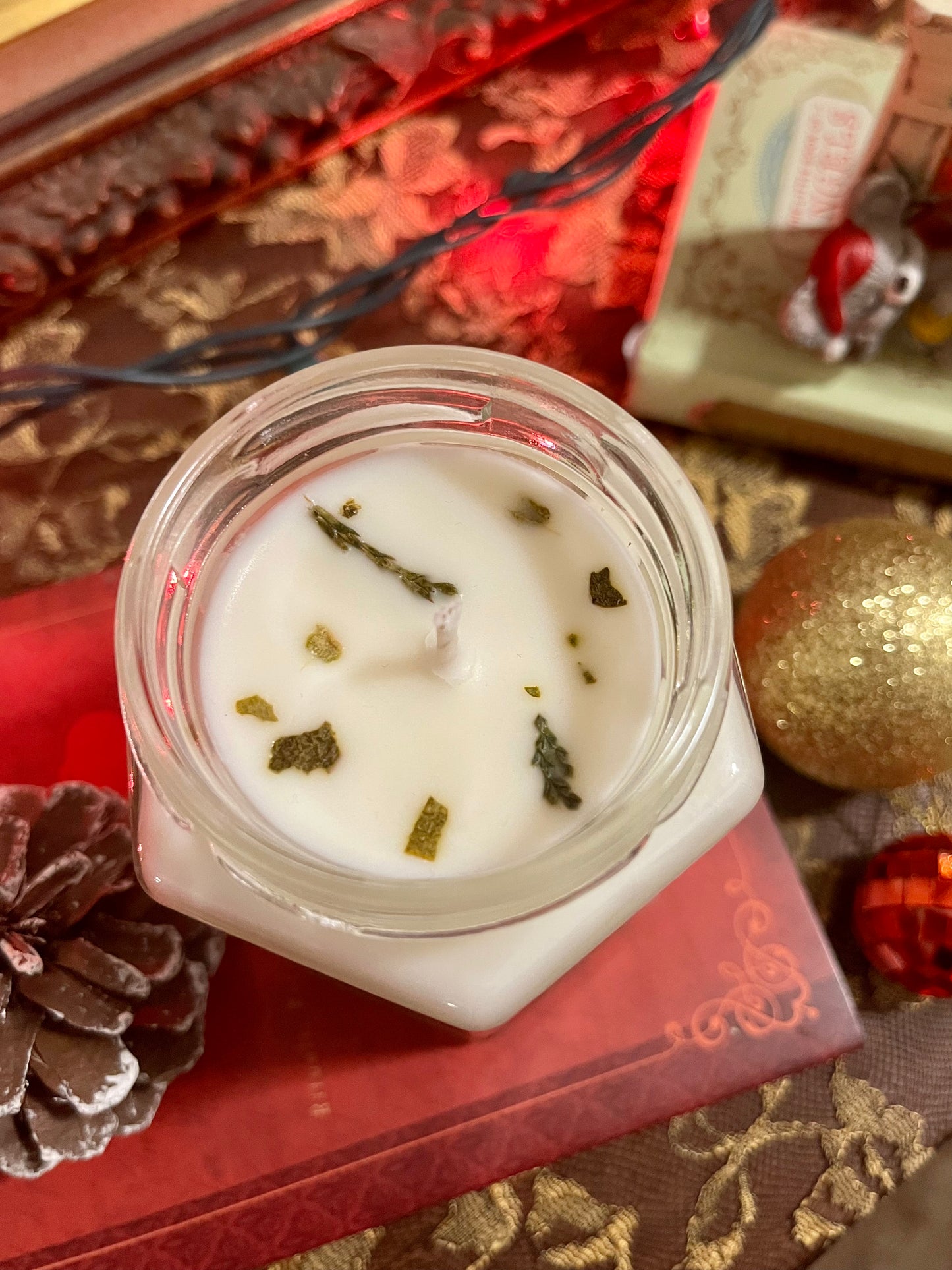 All Aglow - 9 oz. candle